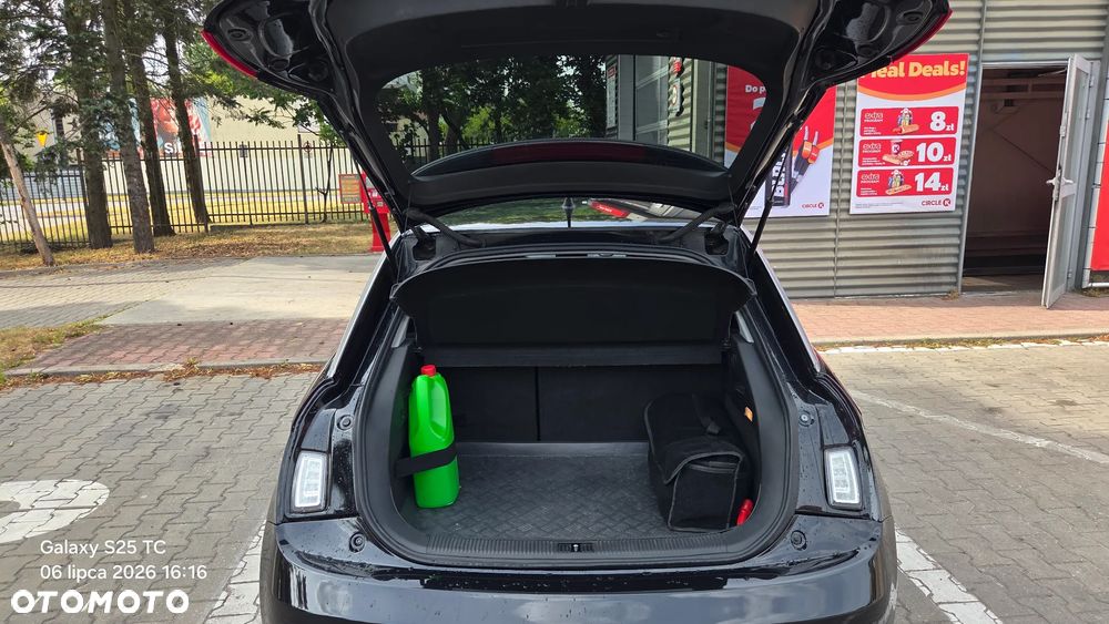 Audi A1 3-drzwiowe 1.6 TDI S line edition - 6