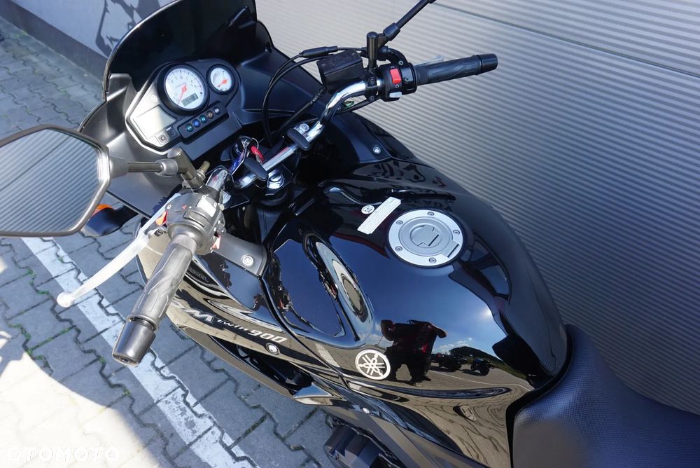 Yamaha TDM - 9