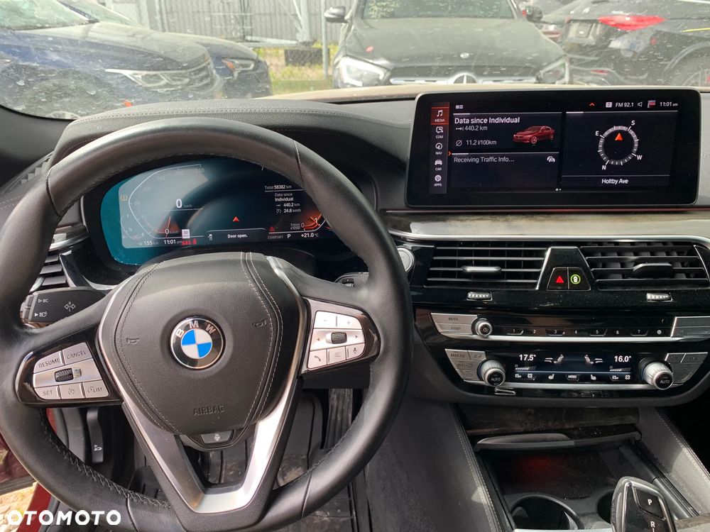BMW Seria 5 530i xDrive Sport Line - 17