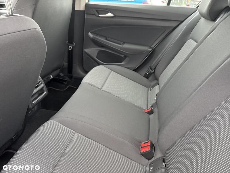 Volkswagen Golf - 20