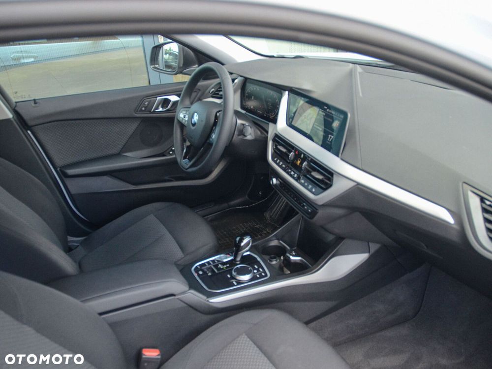 BMW Seria 1 - 26