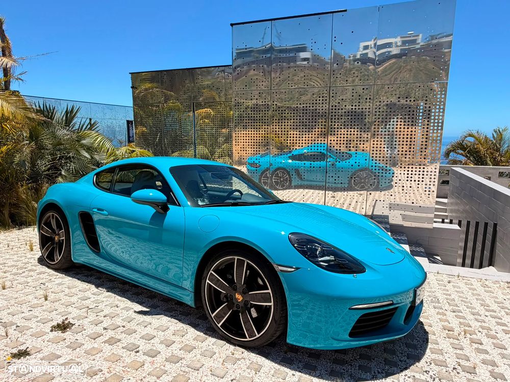Porsche 718 - 8