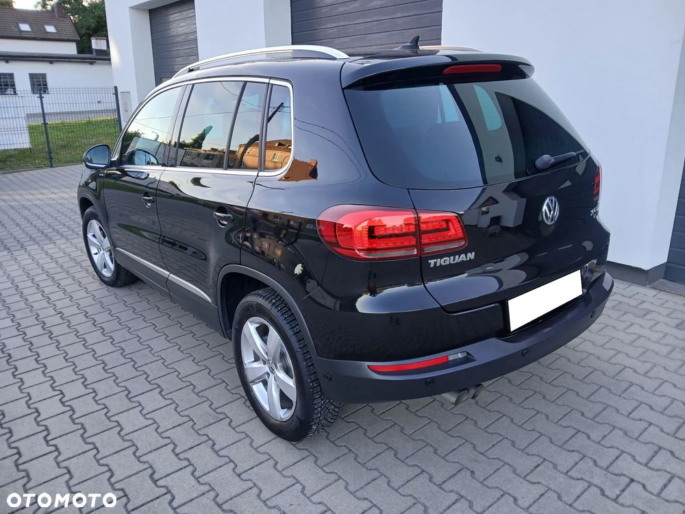 Volkswagen Tiguan 2.0 TDI SCR 4MOTION BlueMotion Technology DSG Lounge Sport & Style - 25