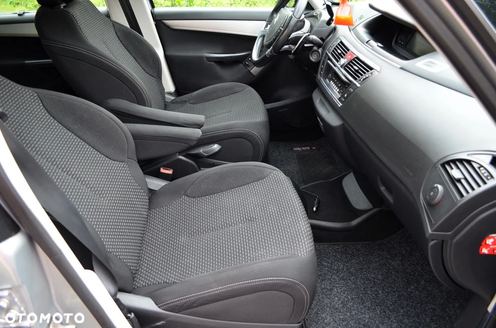 Citroën C4 Grand Picasso - 19