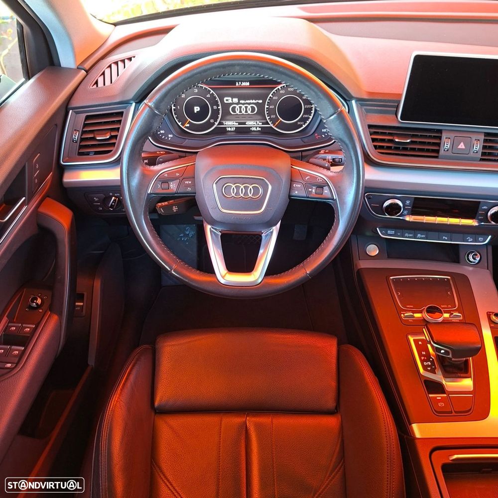 Audi Q5 2.0 TDI quattro Sport S-tronic - 10