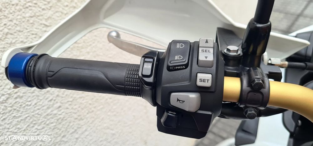 Honda Africa Twin Honda CRF 1000L Africa Twin - 6