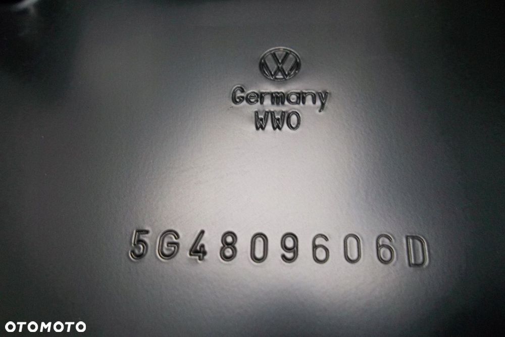 Próg poszycie rama prawa VW GOLF VII 5G4 - 2