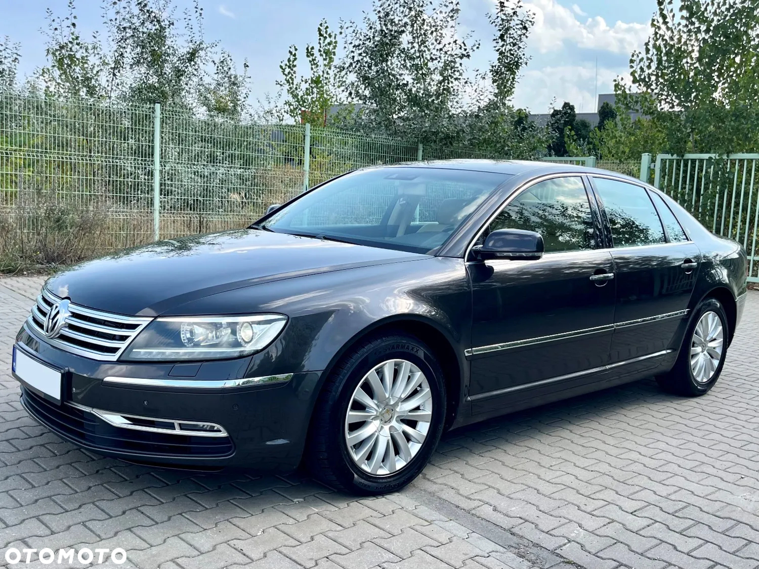 Volkswagen Phaeton 3.0 V6 TDI DPF 4MOTION Automatik (5 Sitzer) - 2