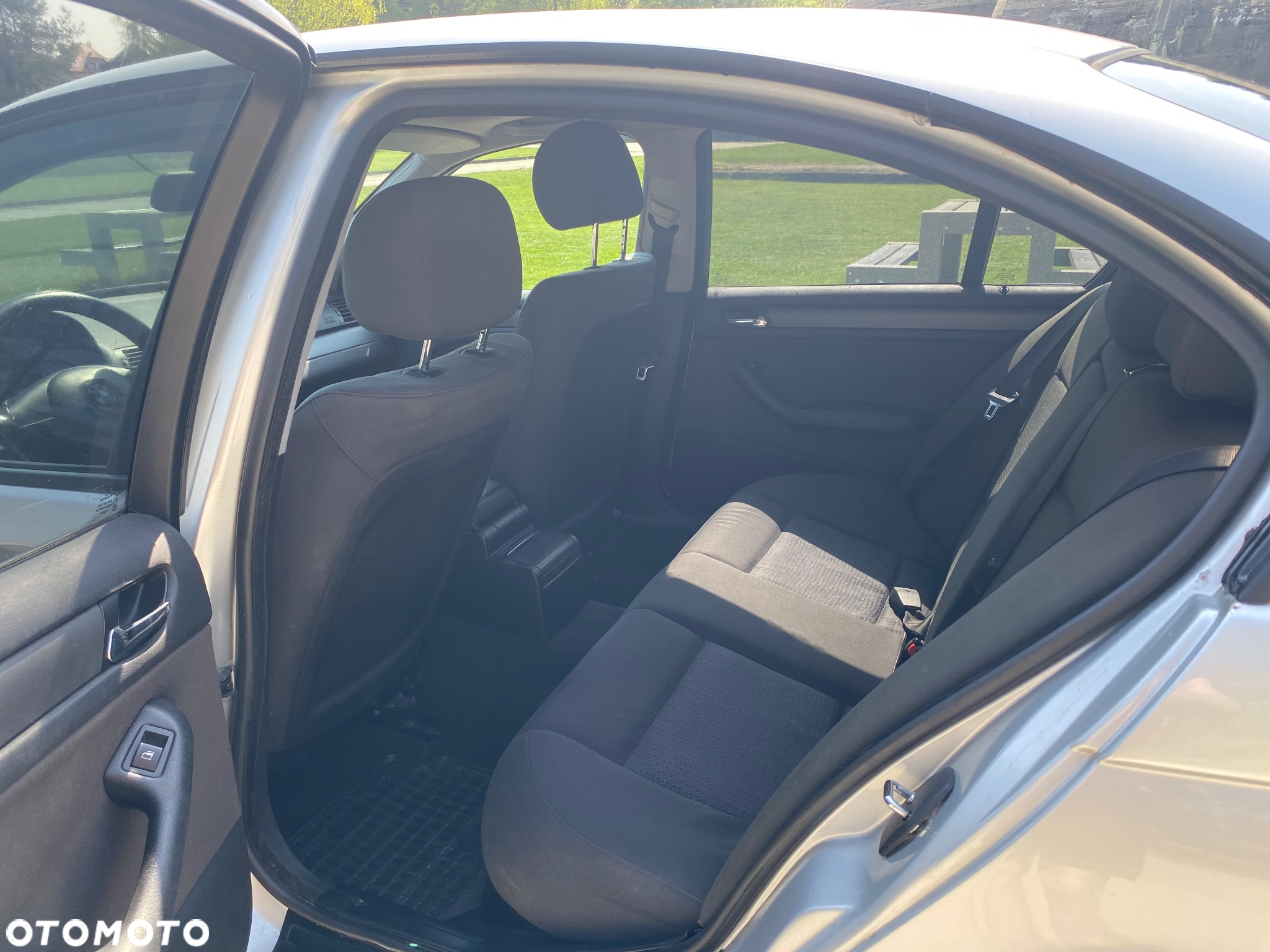 BMW Seria 3 320d - 8