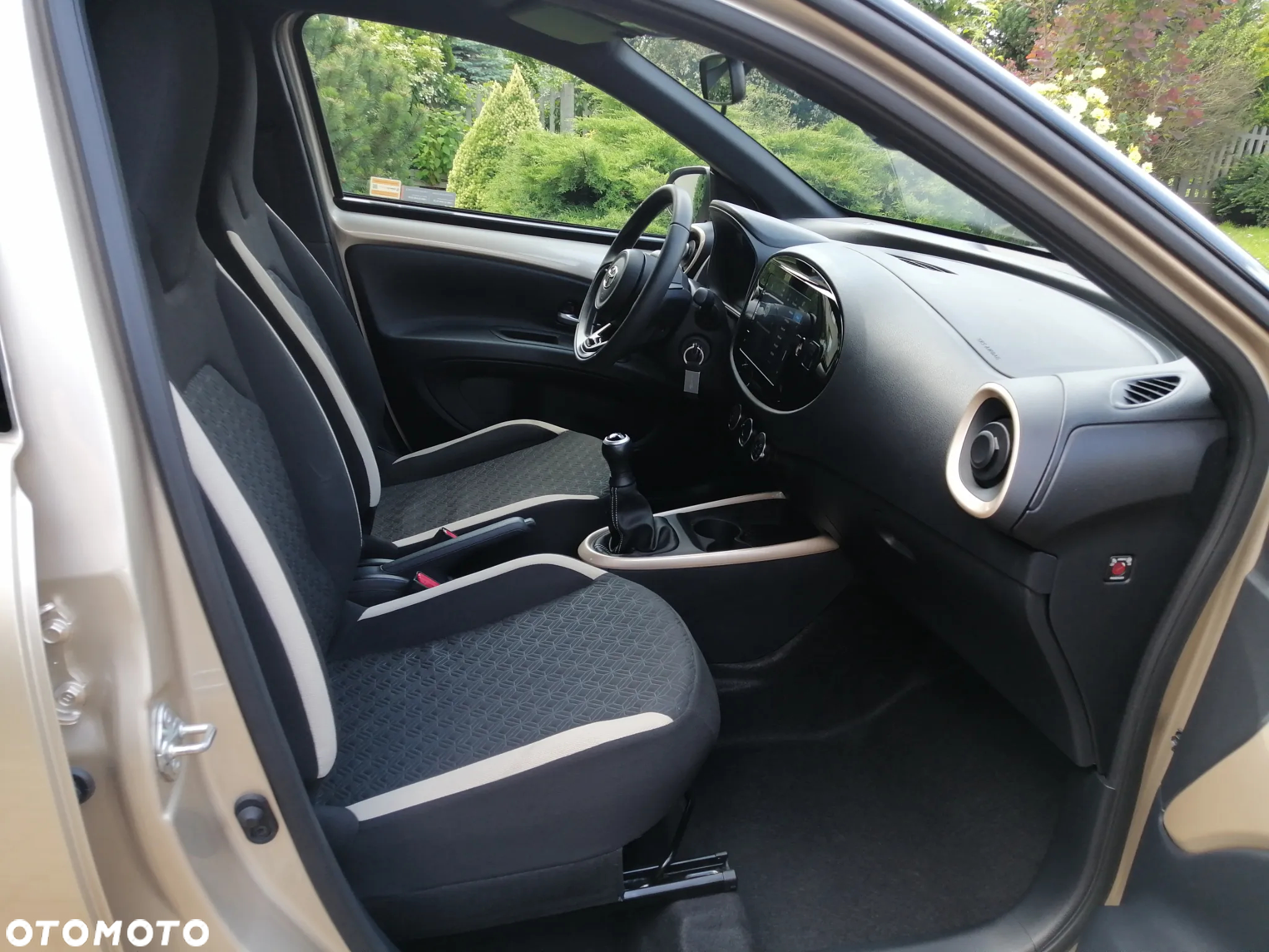Toyota Aygo X 1.0 VVT-i Selection - 11