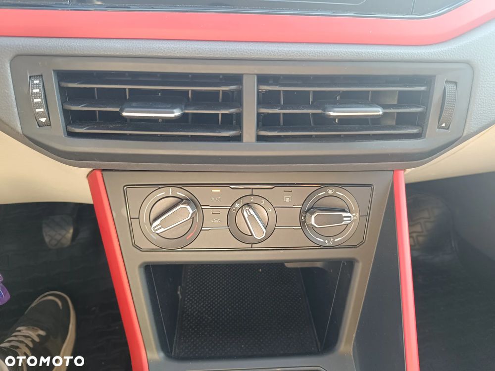Volkswagen Polo 1.0 TSI Beats - 4