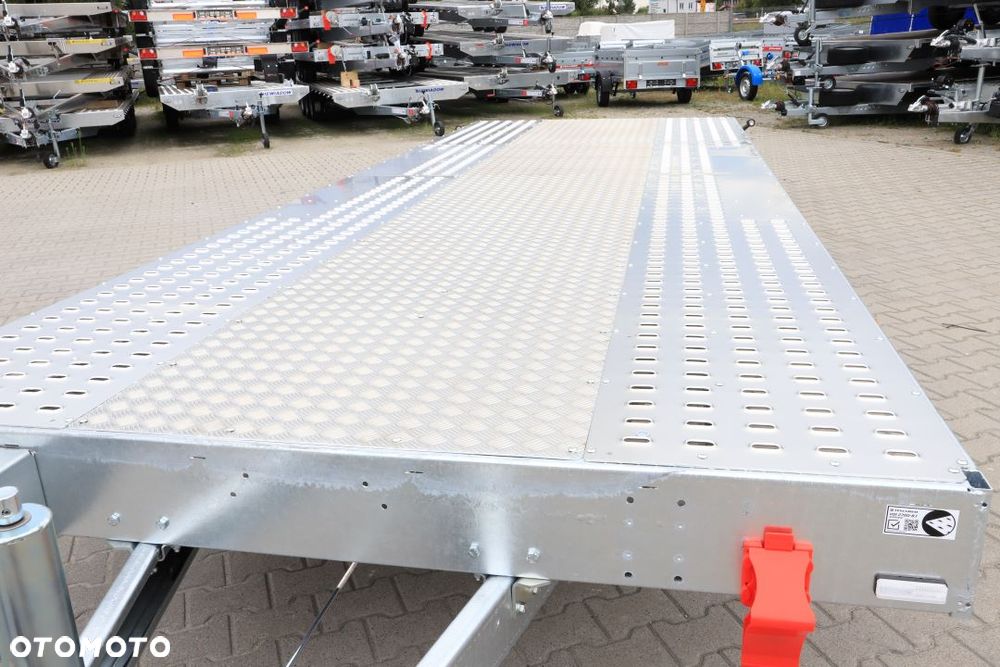 TEMARED CAR DECK 6021/3 S 3,5T 604x215cm  Wypełnienie blachą aluminiową 3 osie DMC 3500kg Koła 195R13C - 9
