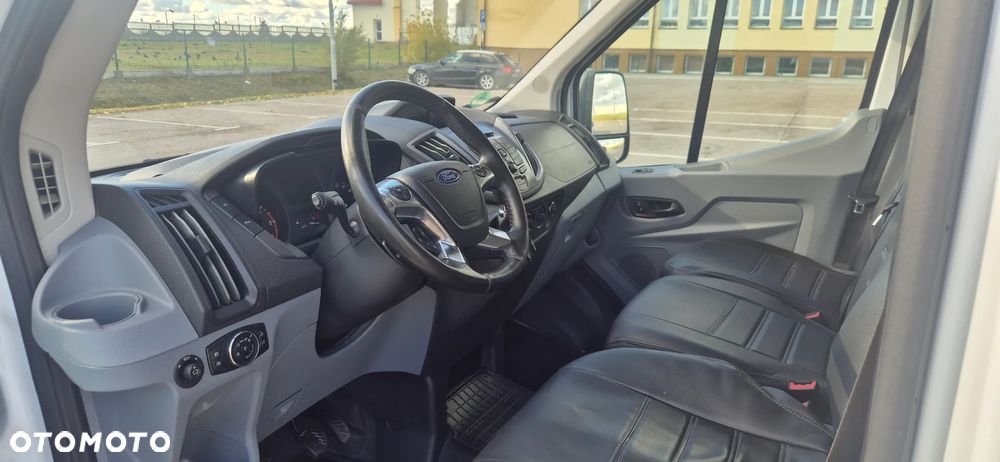 Ford Transit - 19