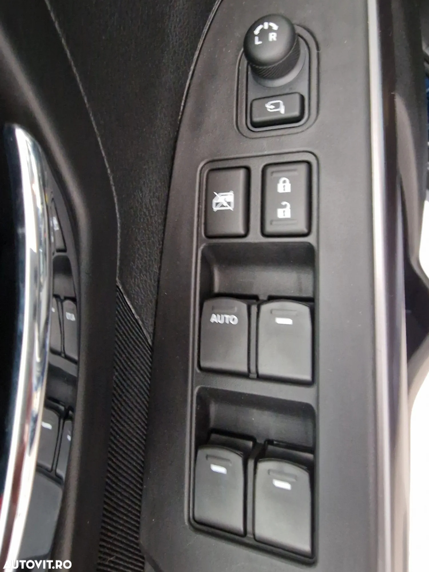 Suzuki SX4 S-Cross 1.4 Boosterjet AllGrip MHEV Passion - 14
