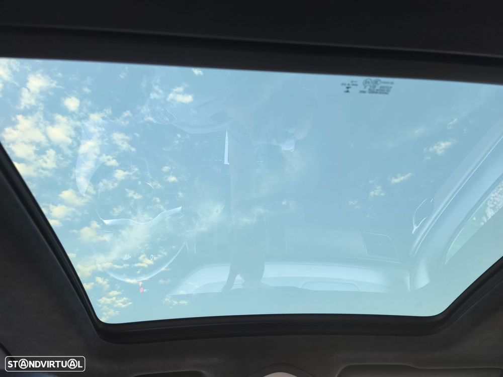 Porsche Macan Turbo - 13