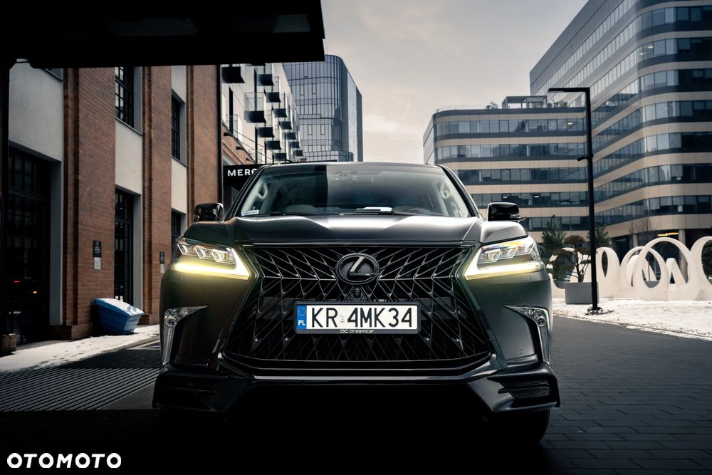 Lexus LX - 3