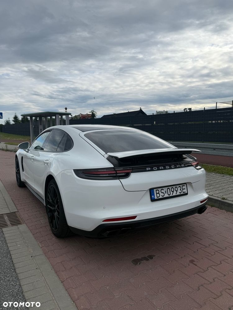 Porsche Panamera Standard - 5