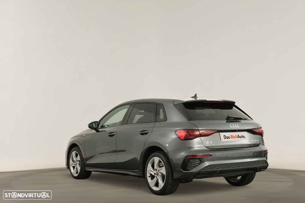 Audi A3 Sportback 45 TFSIe S line - 3
