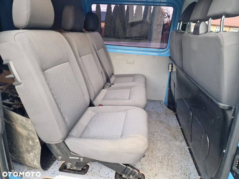 Volkswagen T5 LIFT - 13