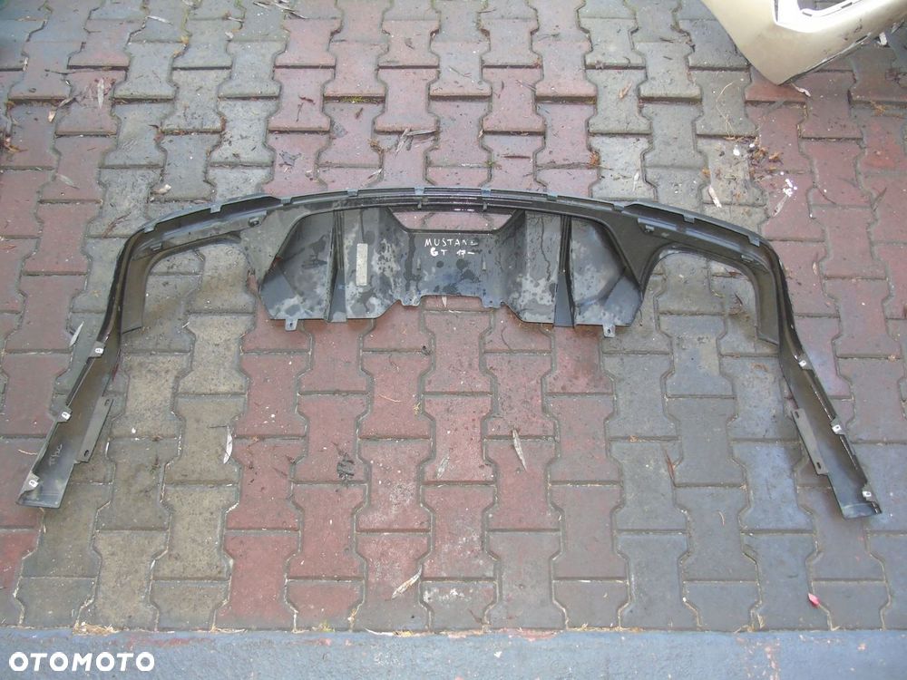 Ford Mustang GT dyfuzor JR3B-17F954-B - 1