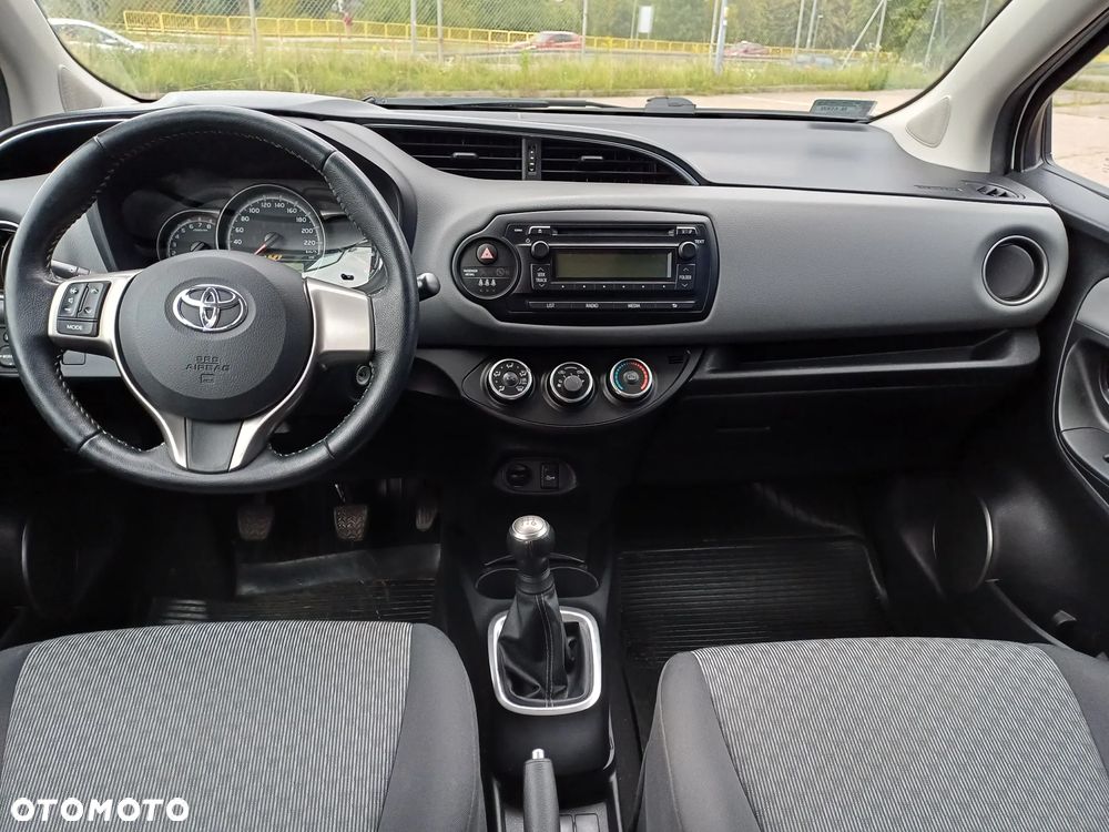Toyota Yaris 1.0 Active EU6 - 6
