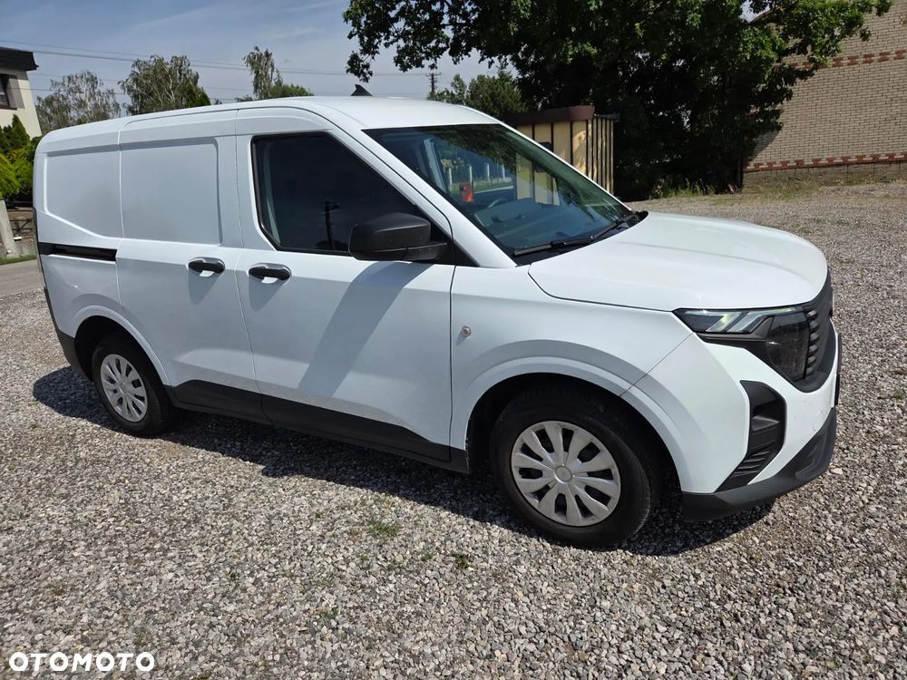 Ford Transit Courier - 1