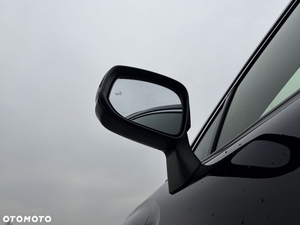 Toyota Corolla Cross - 21