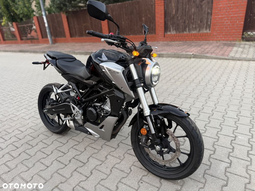 Honda CB - 3