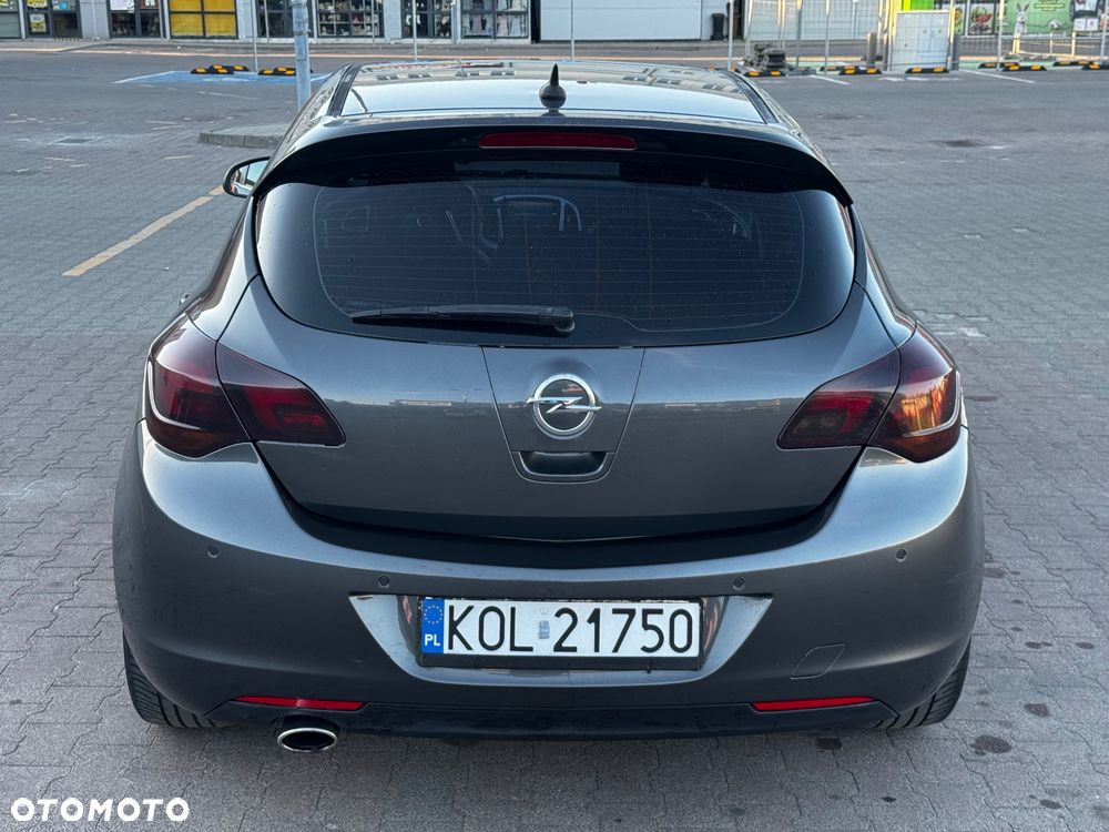 Opel Astra 1.6 T Cosmo - 5
