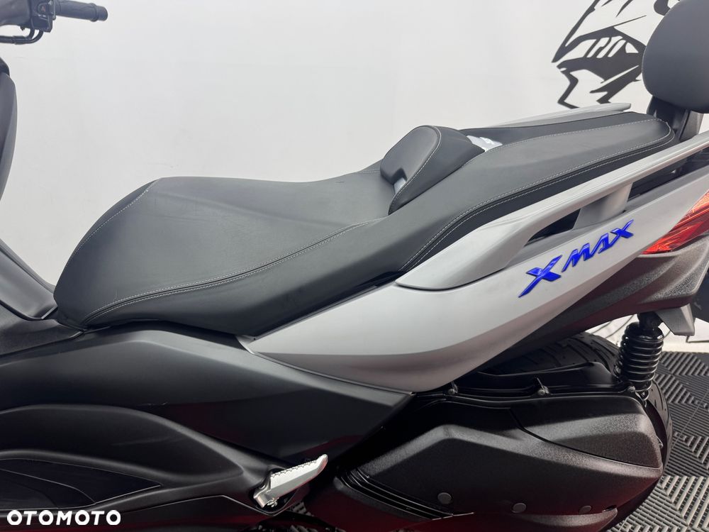 Yamaha X-max - 18