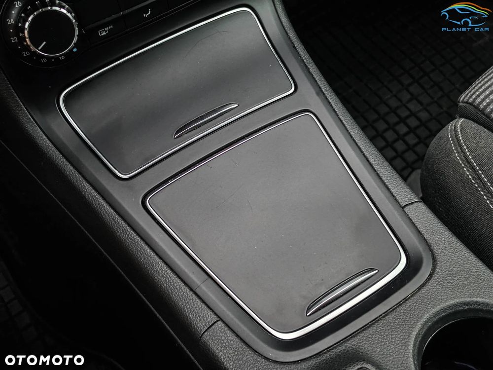 Mercedes-Benz Klasa B 180 (CDI) d 7G-DCT Style - 38