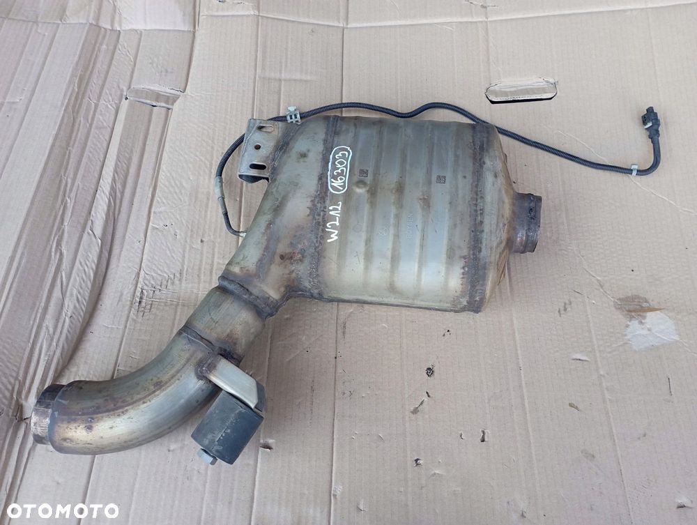 MERCEDES W212 2.2 CDI KATALIZATOR A2124909814 - 1