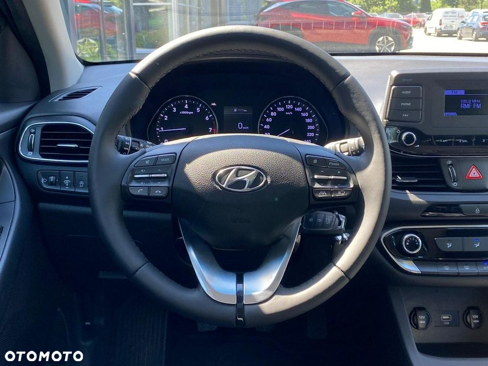 Hyundai i30 1.5 DPI Modern - 13