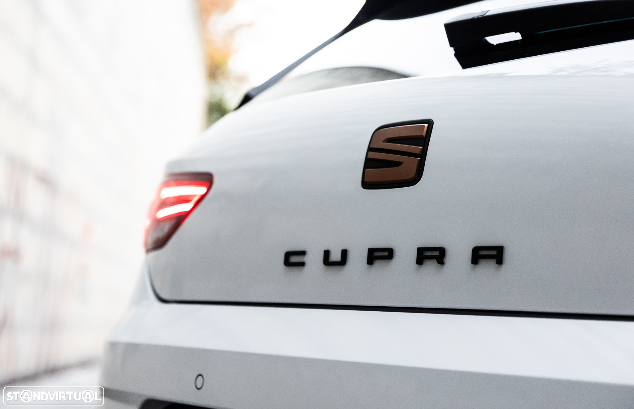 SEAT Leon 2.0 TSI OPF DSG Cupra Edition Silver - 11