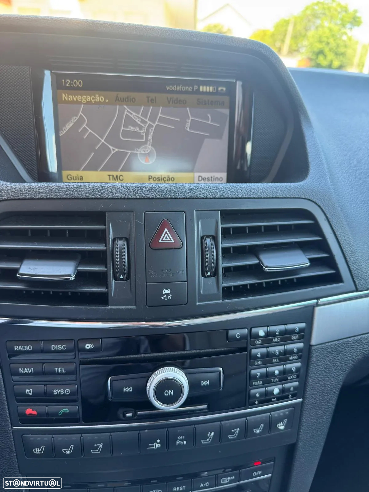 Mercedes-Benz E 250 CDi Elegance BlueEfficiency Auto - 39