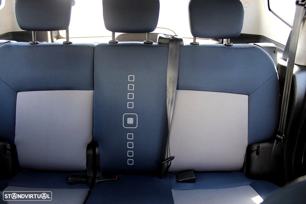 Citroën Nemo Multispace HDi 75 Attraction - 11