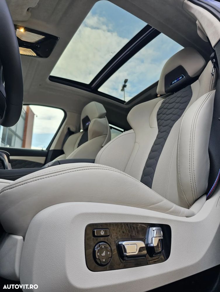 BMW X6 M Competition MHEV - 22