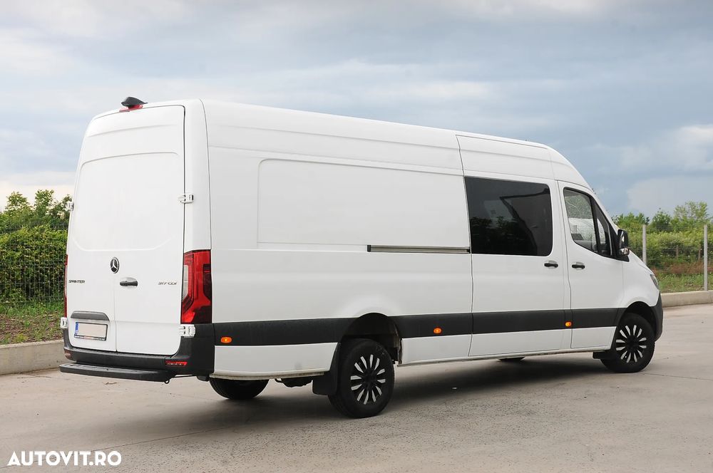 Mercedes-Benz Sprinter - 3
