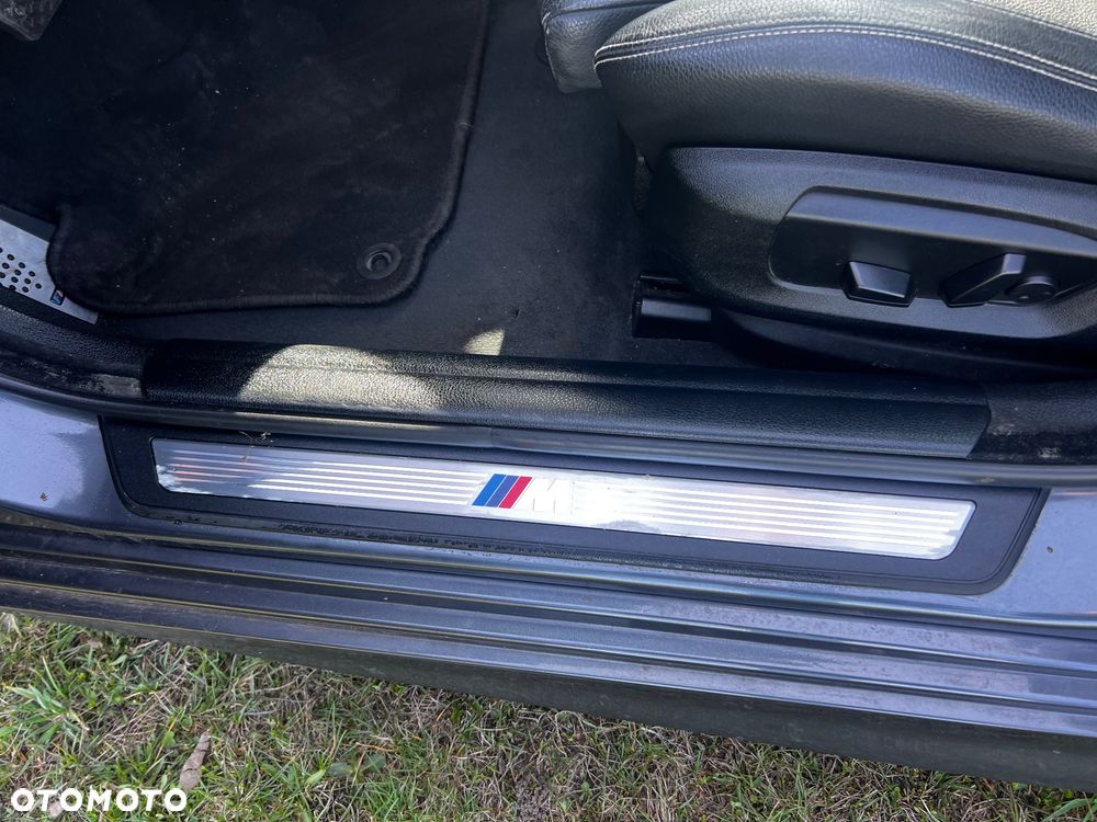 BMW Seria 5 525d Sport-Aut Modern Line - 13