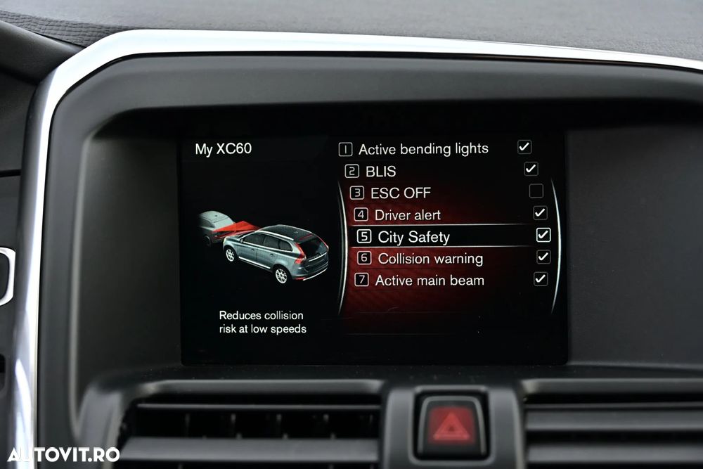 Volvo XC 60 D4 Geartronic Summum - 36