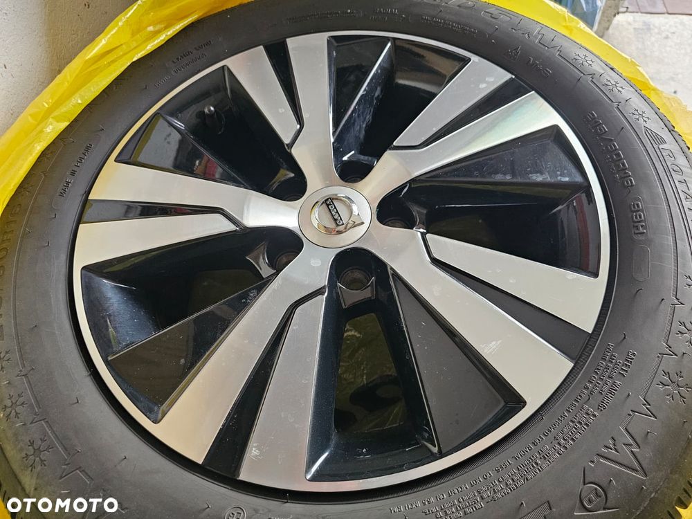 Volvo V60 D4 Momentum - 36
