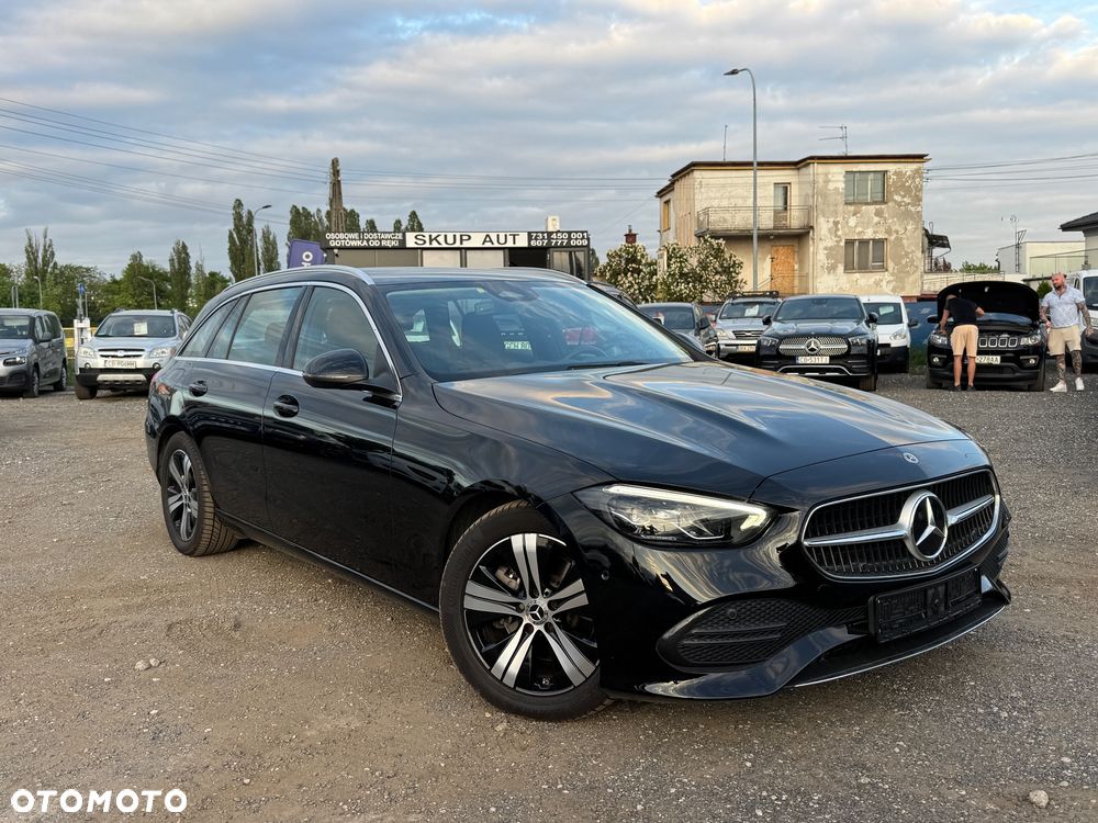 Mercedes-Benz Klasa C 220 d mHEV - 11