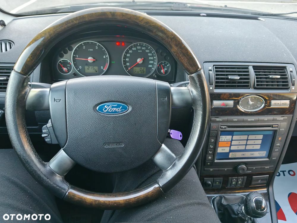 Ford Mondeo 2.2 TDCi Ghia - 18