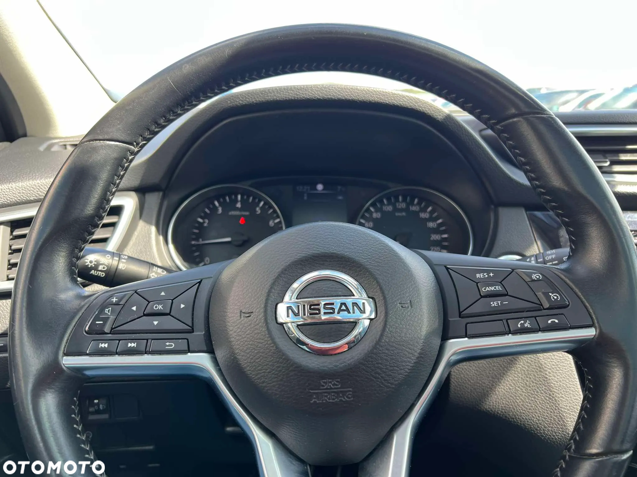 Nissan Qashqai 1.2 DIG-T N-Vision - 20
