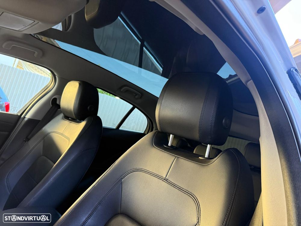 Jaguar I-Pace EV400 AWD R-DYNAMIC HSE - 16