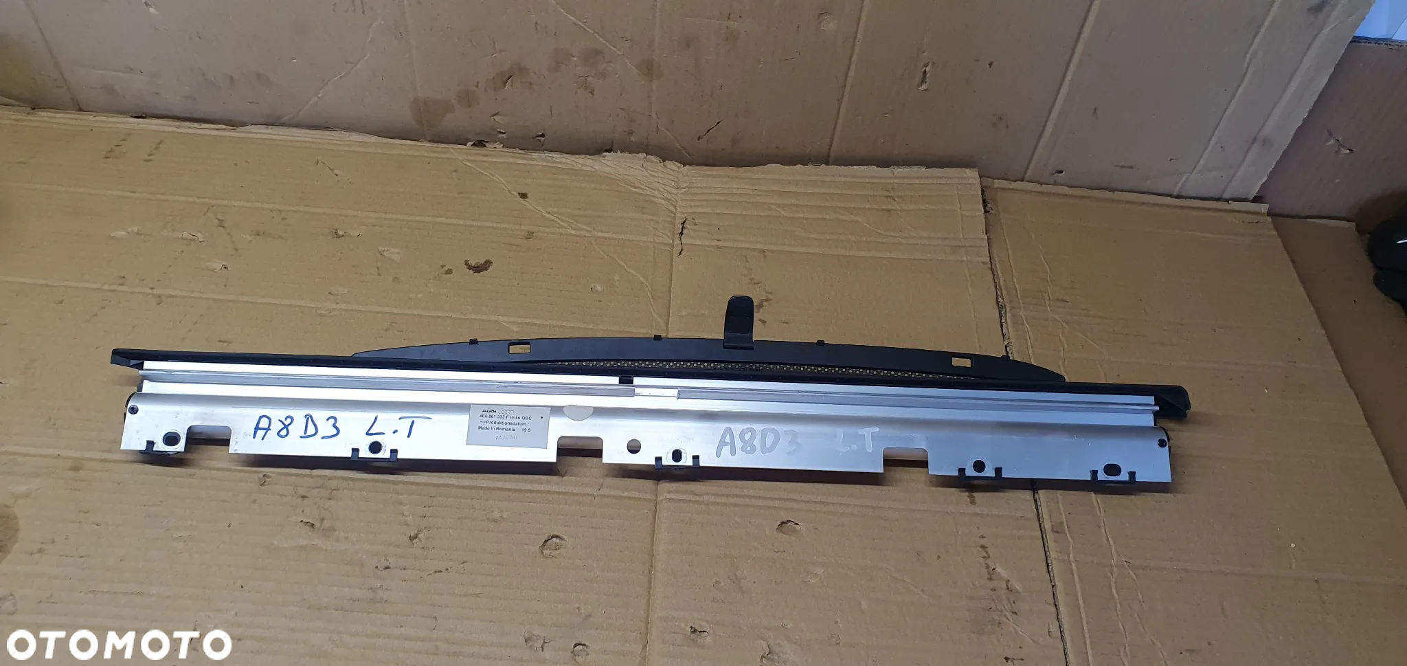 Roleta szyby drzwi lewy tył tylna lewa Audi A8 D3 4E0861333F - 5