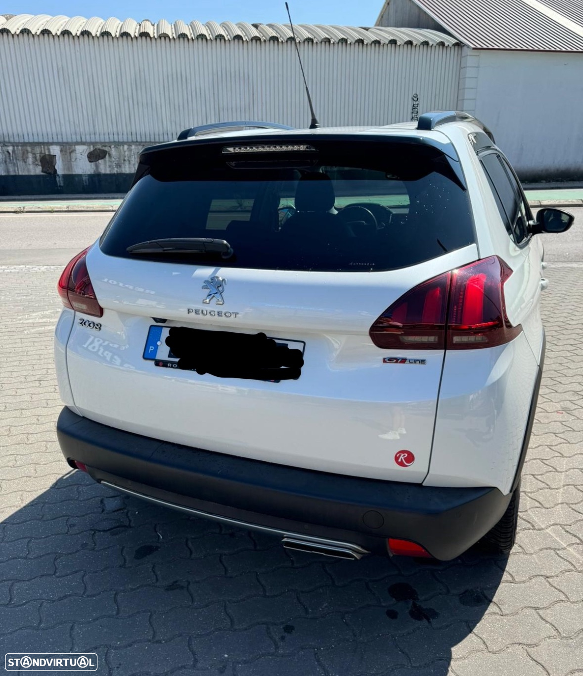 Peugeot 2008 1.2 PureTech GT Line - 5
