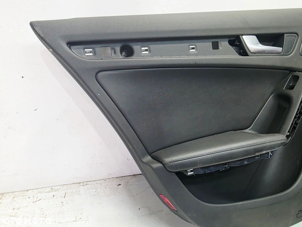 BOCZEK DRZWI LEWY TYŁ AUDI A4 B8 8K0867305 2/26 SKÓRA - 3
