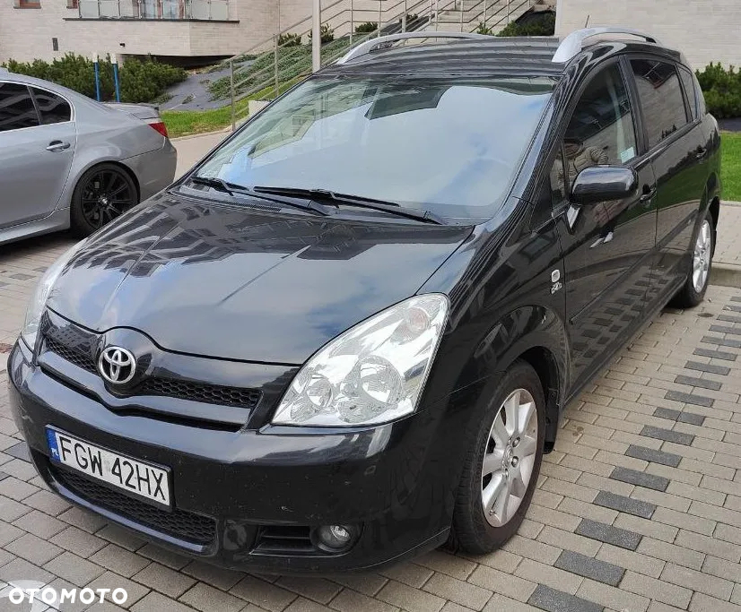 Toyota Corolla Verso - 4