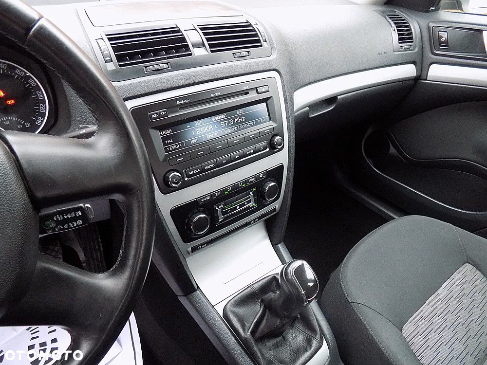 Skoda Octavia 1.6 TDI DPF Fun - 12